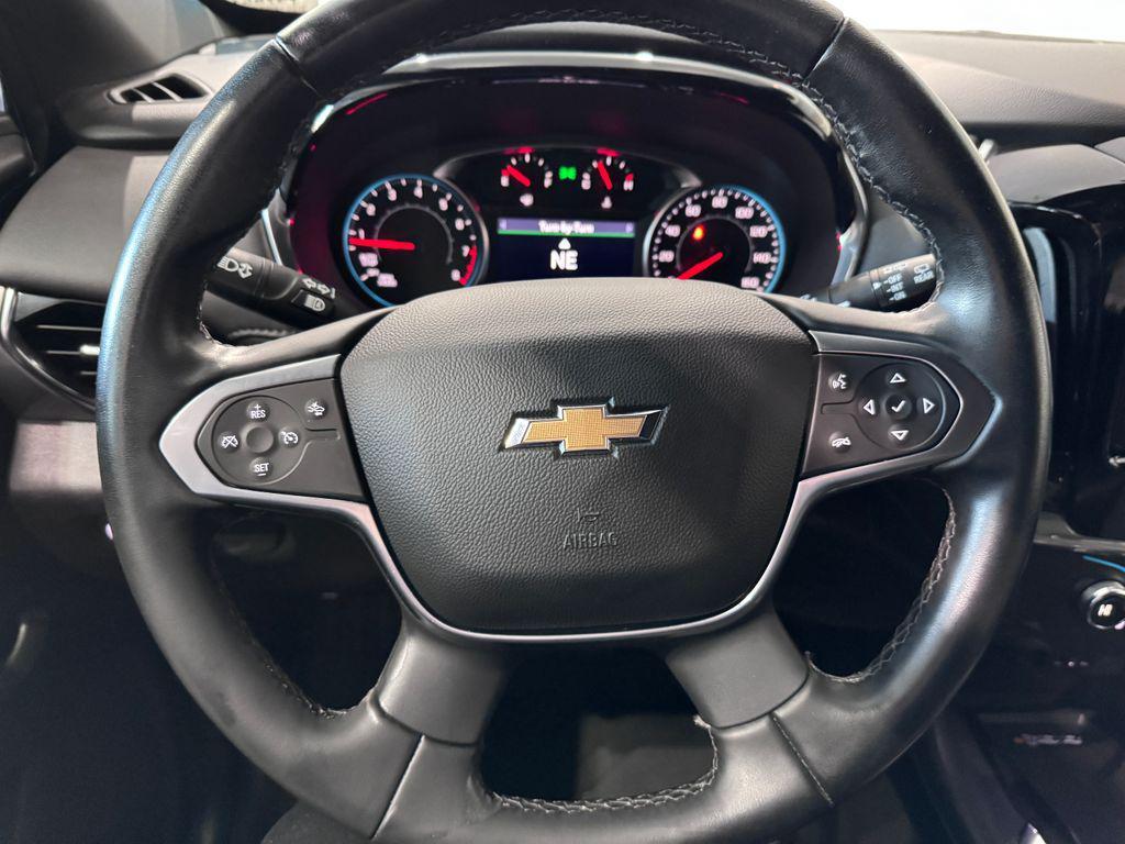 used 2023 Chevrolet Traverse car, priced at $29,487