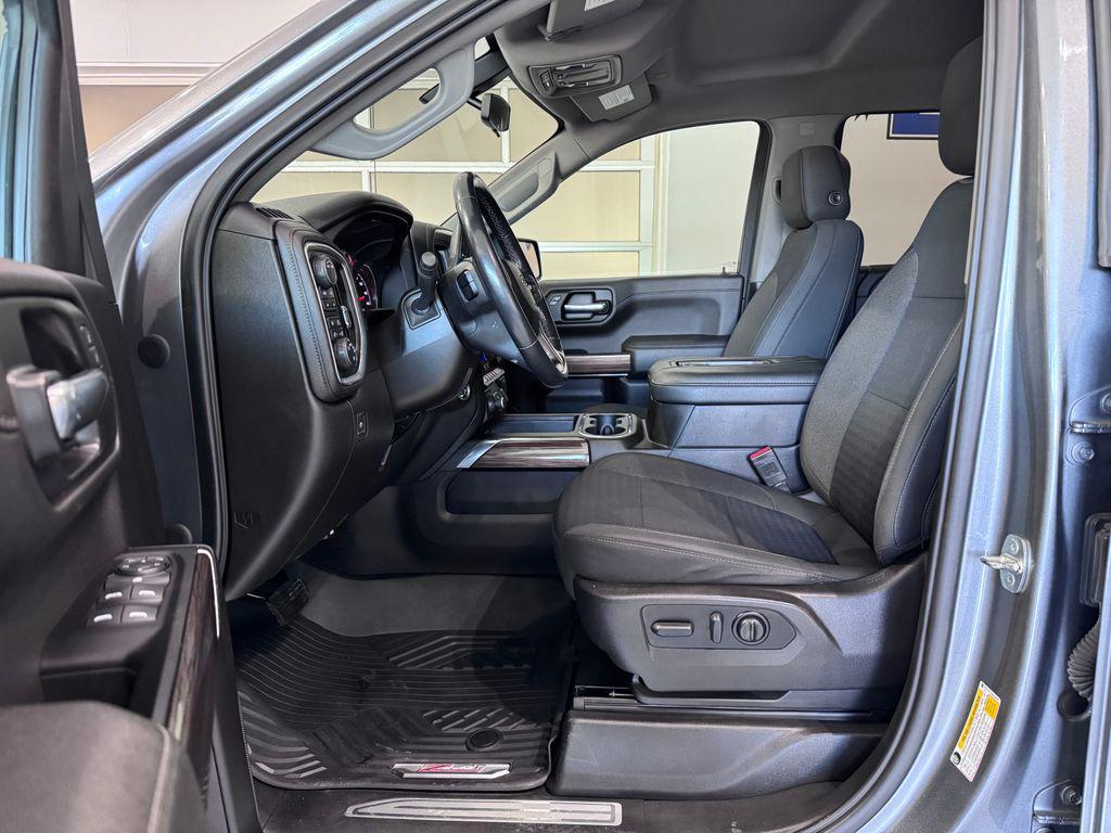 used 2022 Chevrolet Silverado 1500 car, priced at $43,987