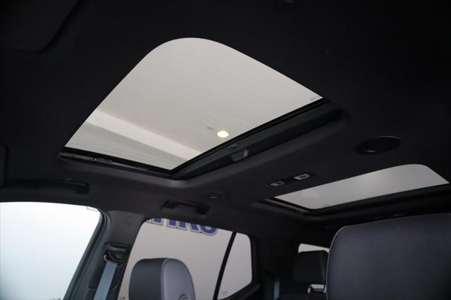 used 2023 Chevrolet Traverse car, priced at $34,987