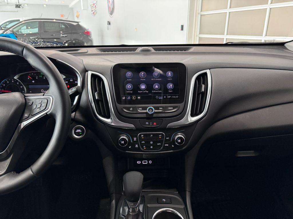 used 2024 Chevrolet Equinox car, priced at $25,487