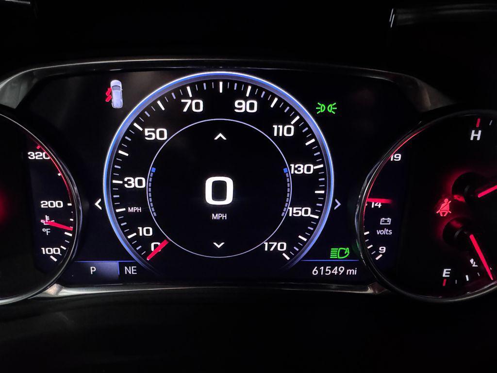 used 2023 Chevrolet Traverse car, priced at $33,487