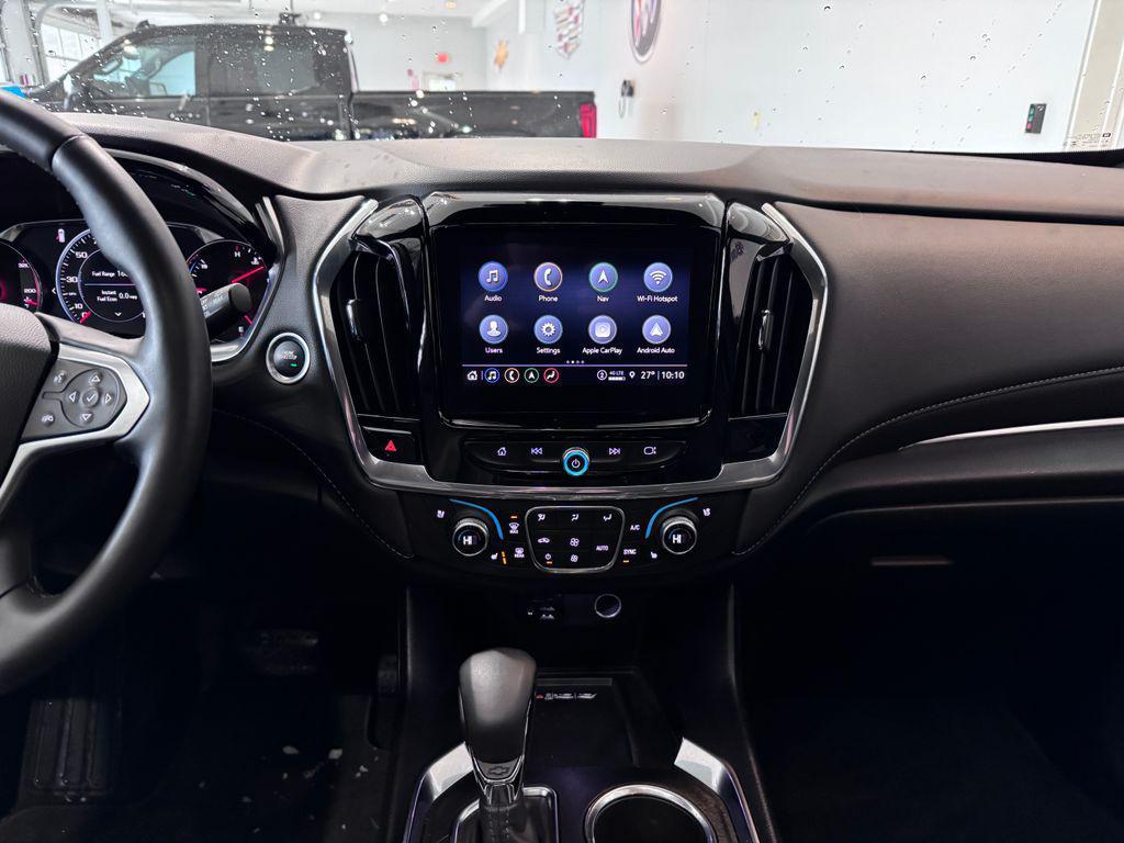 used 2023 Chevrolet Traverse car, priced at $33,487