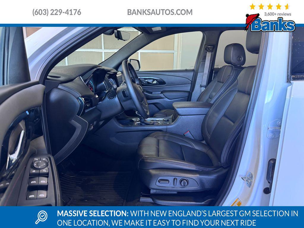 used 2023 Chevrolet Traverse car, priced at $35,487
