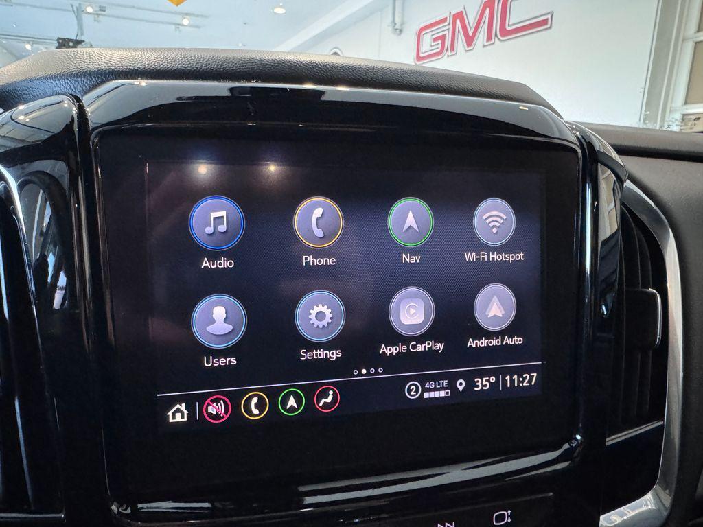 used 2023 Chevrolet Traverse car, priced at $35,487