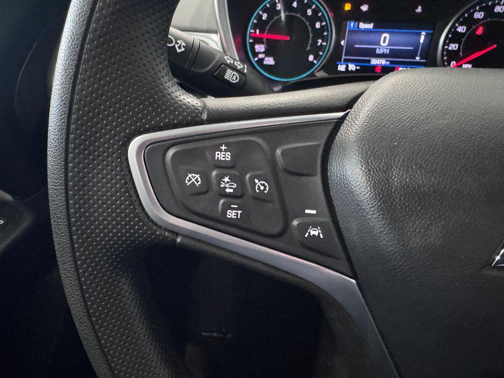 used 2023 Chevrolet Equinox car, priced at $21,487