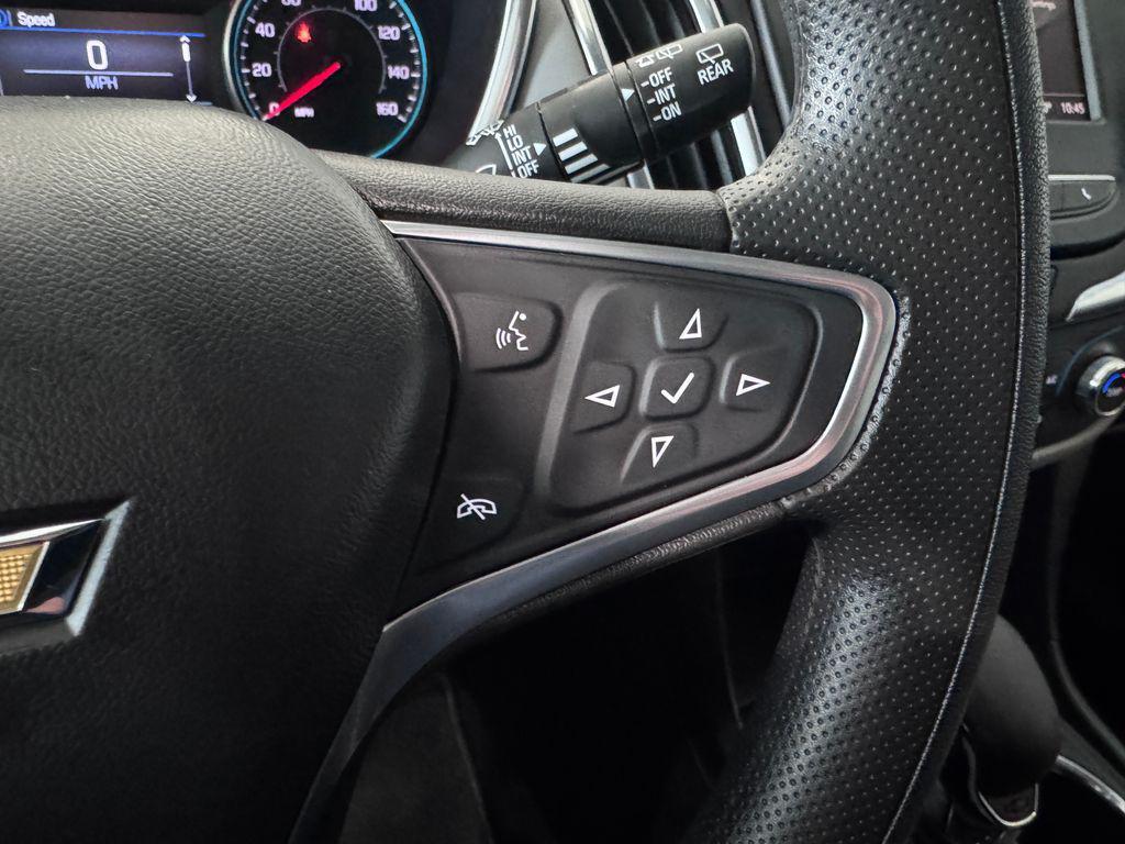 used 2023 Chevrolet Equinox car, priced at $21,487