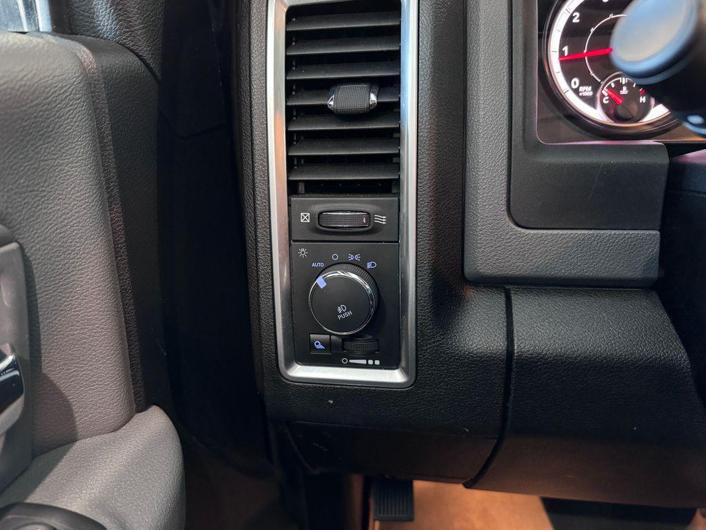 used 2020 Ram 1500 Classic car, priced at $25,487