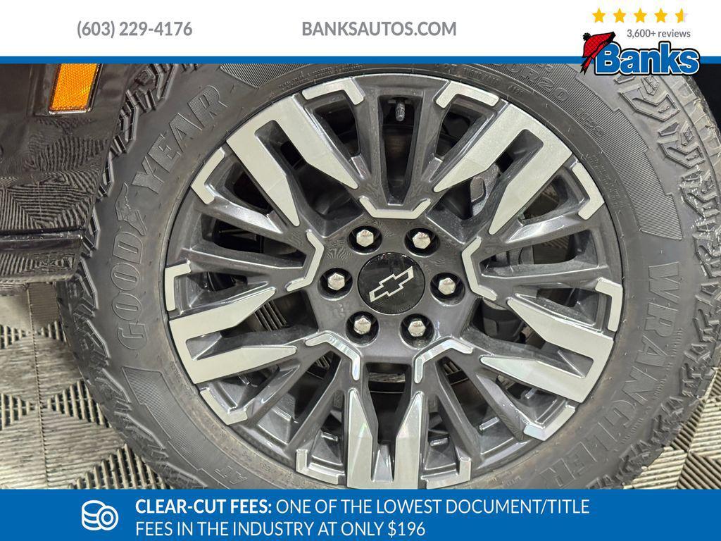 new 2026 Chevrolet Suburban car, priced at $80,590