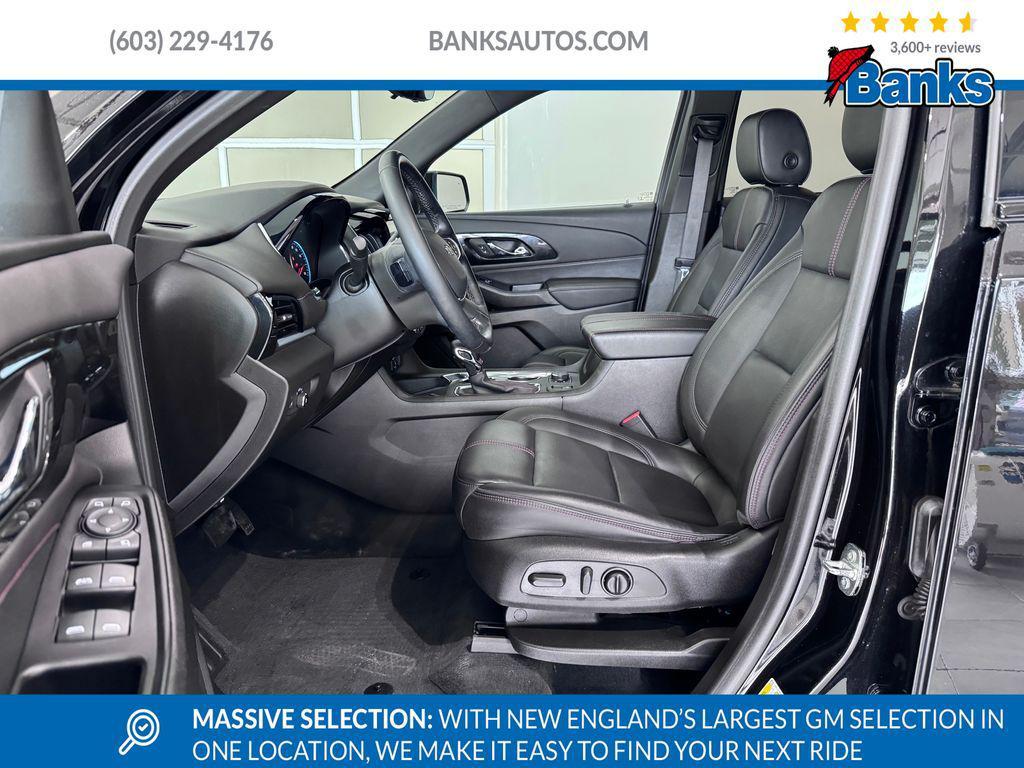 used 2023 Chevrolet Traverse car, priced at $34,987