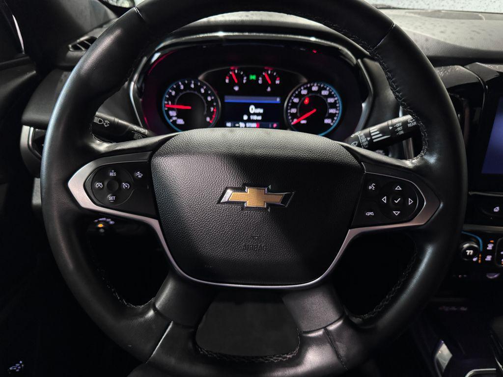 used 2023 Chevrolet Traverse car, priced at $27,987