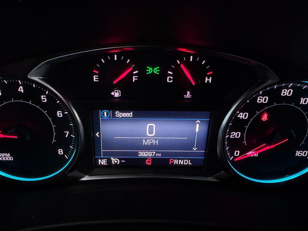 used 2024 Chevrolet Equinox car, priced at $21,987