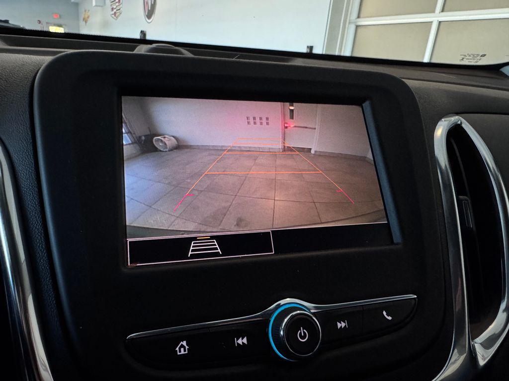 used 2024 Chevrolet Equinox car, priced at $21,987