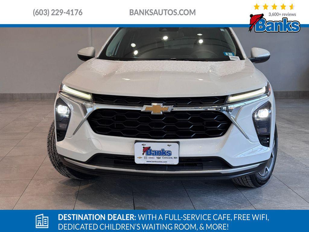 used 2025 Chevrolet Trax car, priced at $18,986