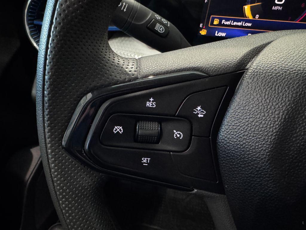 used 2025 Chevrolet Trax car, priced at $18,986