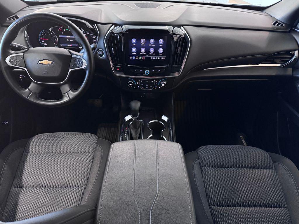 used 2023 Chevrolet Traverse car, priced at $29,487
