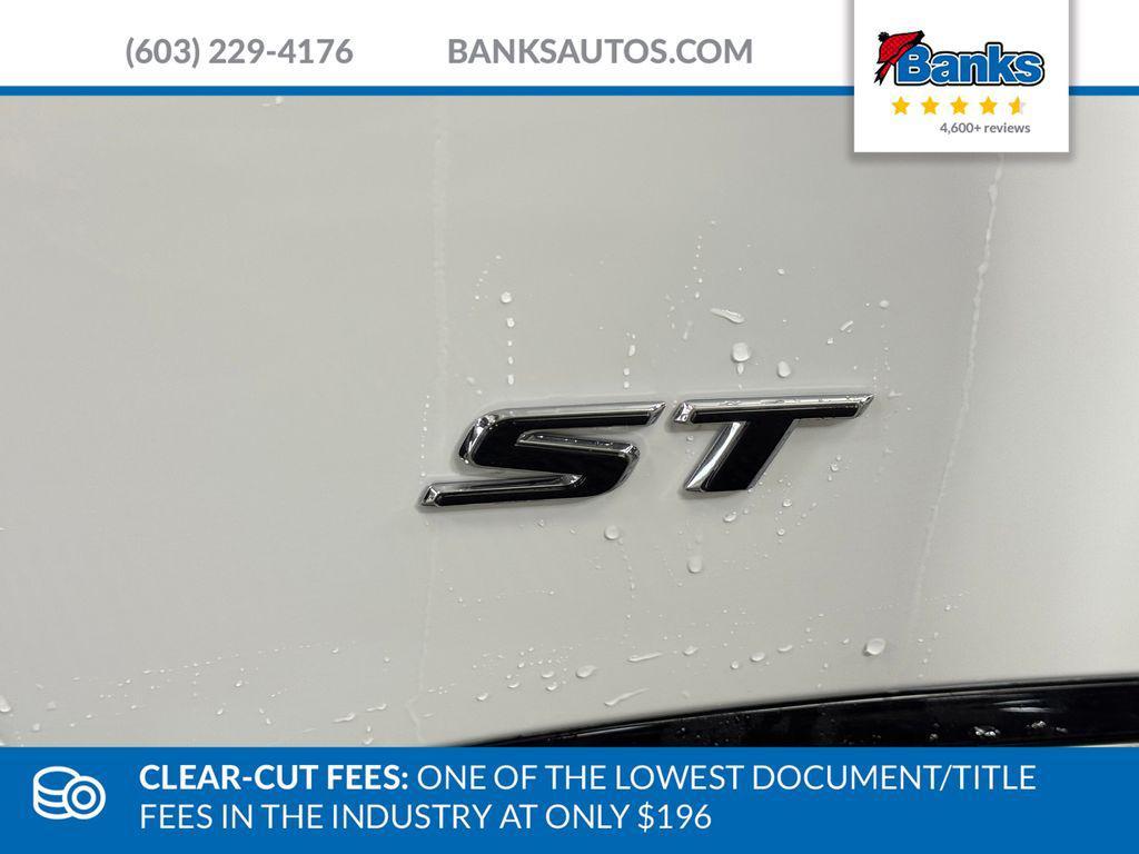 new 2026 Buick Envision car, priced at $46,913