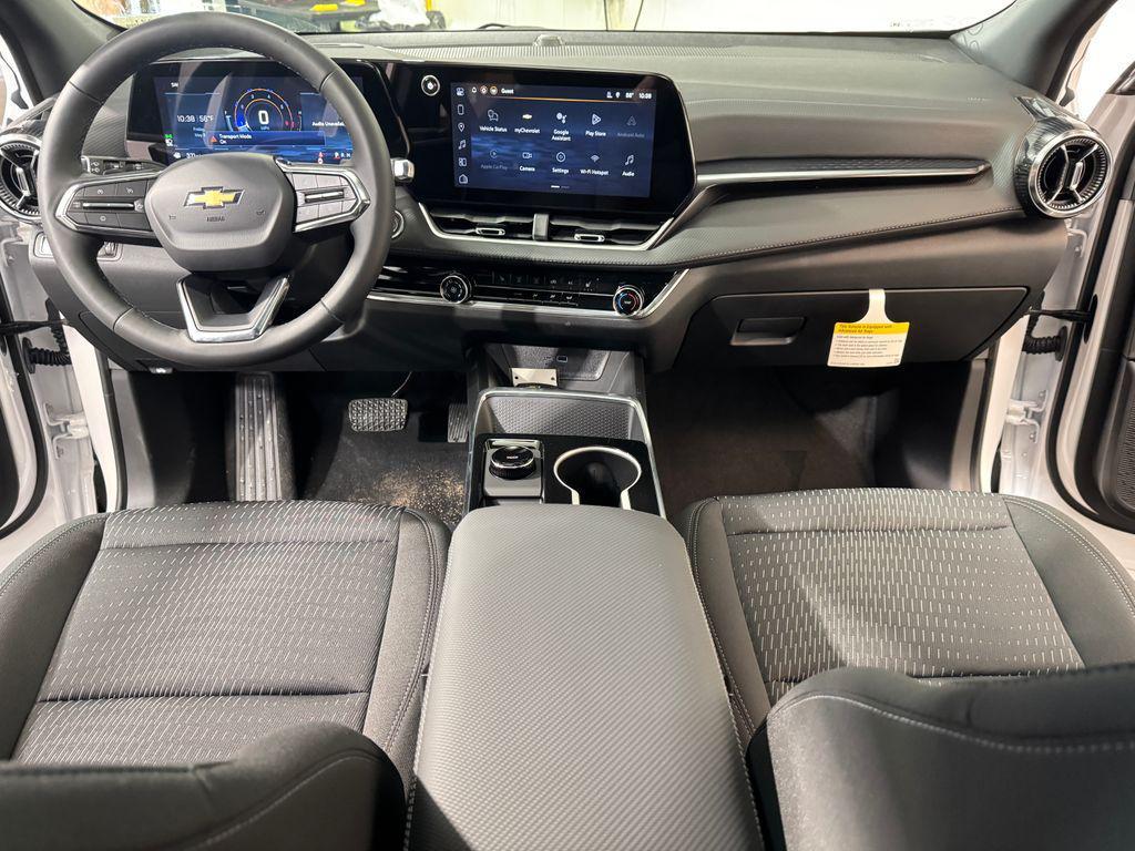 new 2026 Chevrolet Equinox car, priced at $32,795