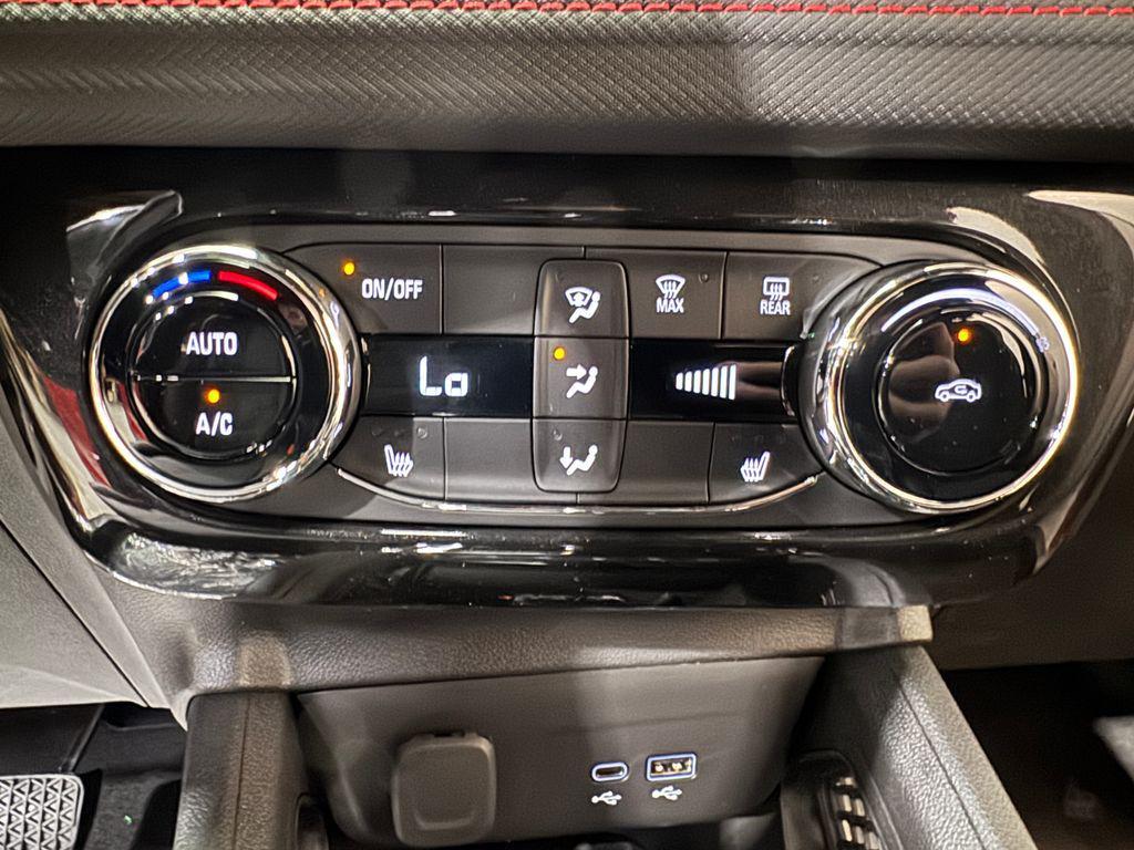 new 2026 Chevrolet TrailBlazer car, priced at $31,301