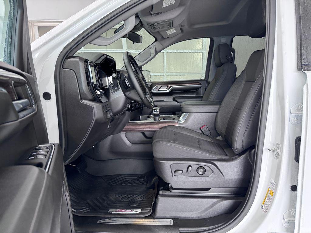 used 2024 Chevrolet Silverado 1500 car, priced at $53,987