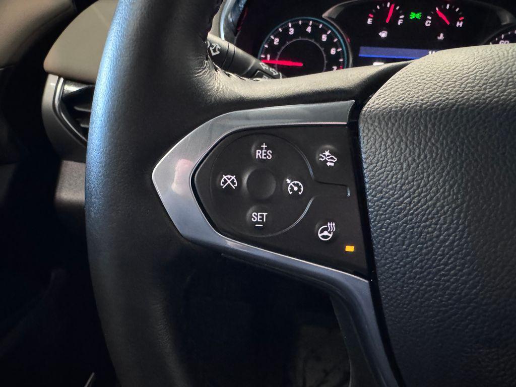 used 2022 Chevrolet Traverse car, priced at $25,987