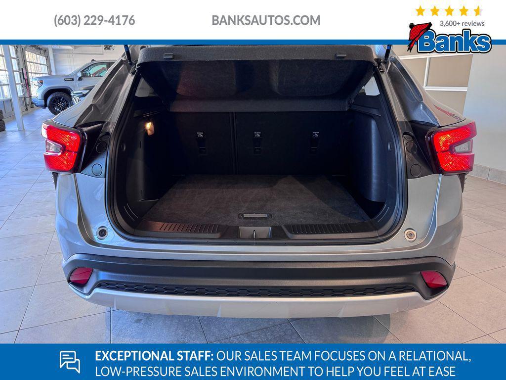 used 2025 Chevrolet Trax car, priced at $22,487