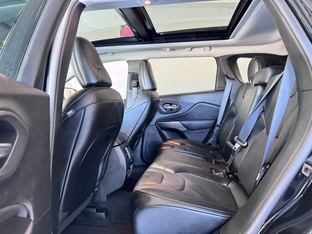 used 2022 Jeep Cherokee car, priced at $25,987