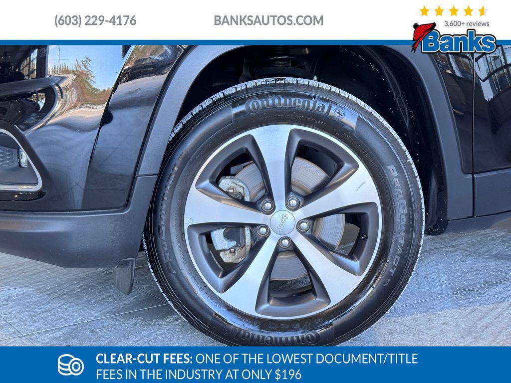 used 2022 Jeep Cherokee car, priced at $25,987