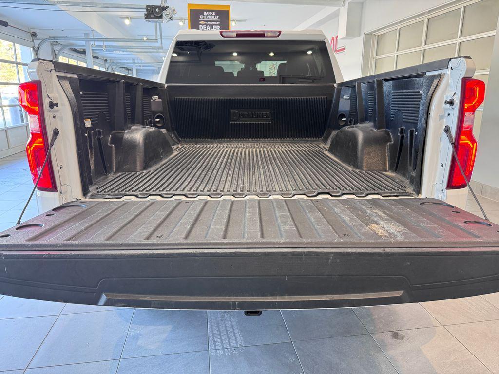 used 2025 Chevrolet Silverado 1500 car, priced at $44,987