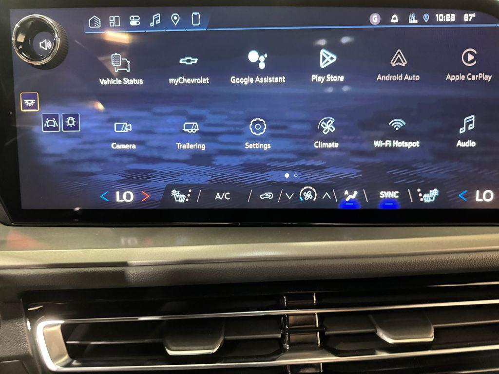 new 2026 Chevrolet Traverse car, priced at $44,790
