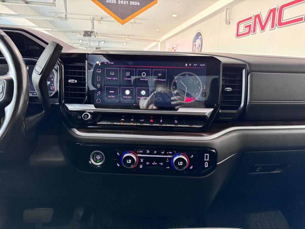 used 2022 GMC Sierra 1500 car, priced at $46,183