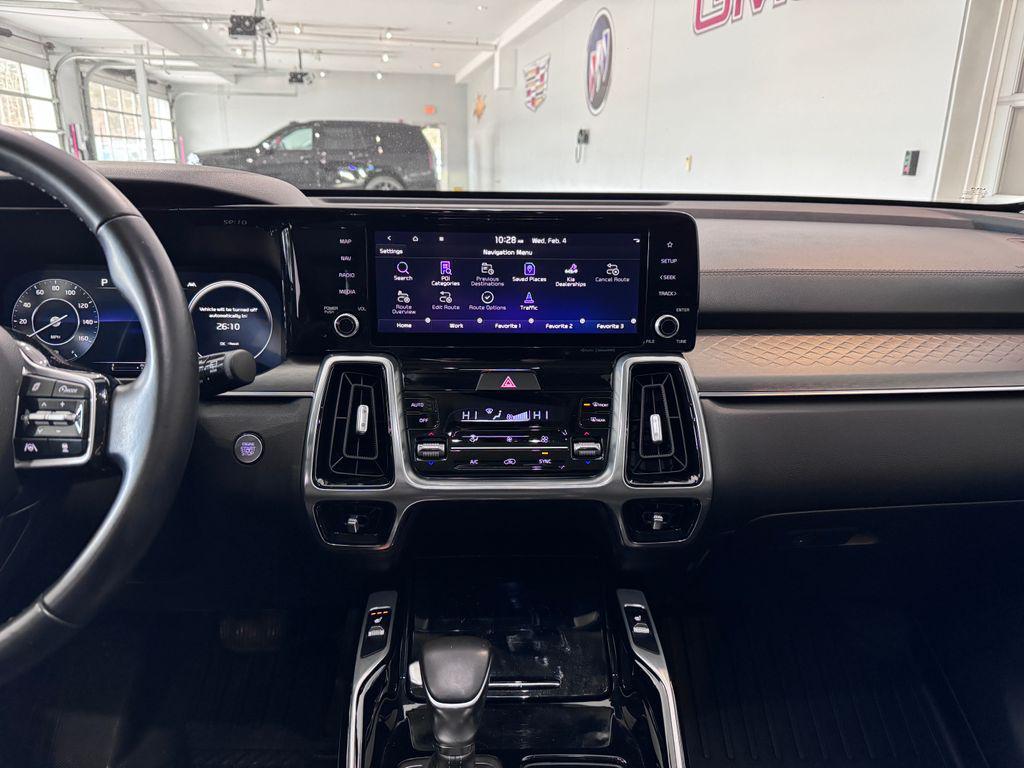 used 2023 Kia Sorento car, priced at $31,487