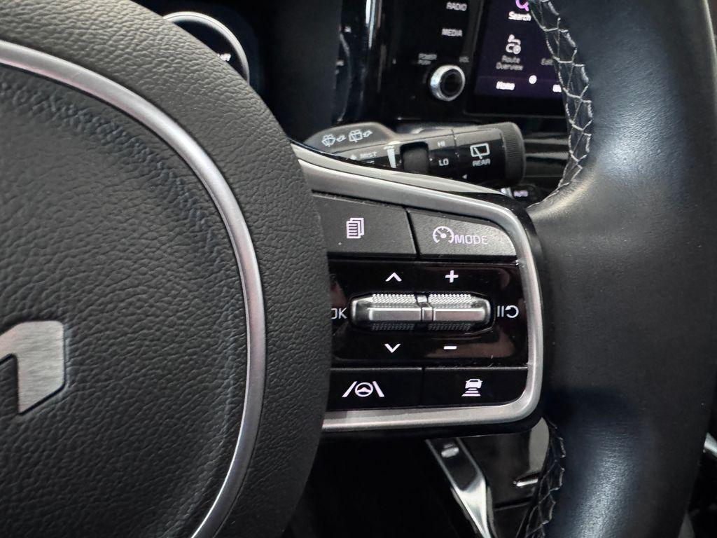 used 2023 Kia Sorento car, priced at $31,487
