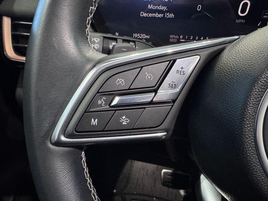 used 2025 Buick Envision car, priced at $32,487