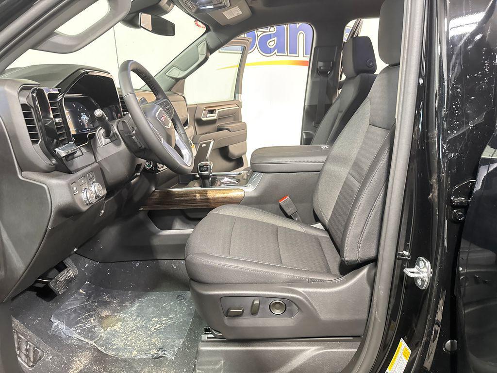 new 2026 GMC Sierra 1500 car, priced at $54,581