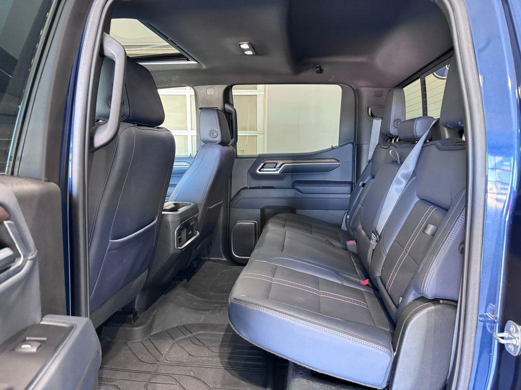 used 2022 Chevrolet Silverado 1500 car, priced at $47,987