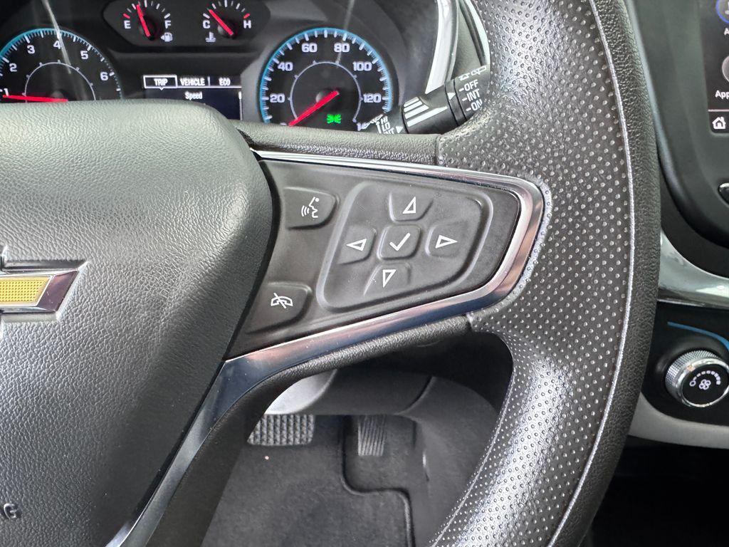 used 2024 Chevrolet Equinox car, priced at $25,487