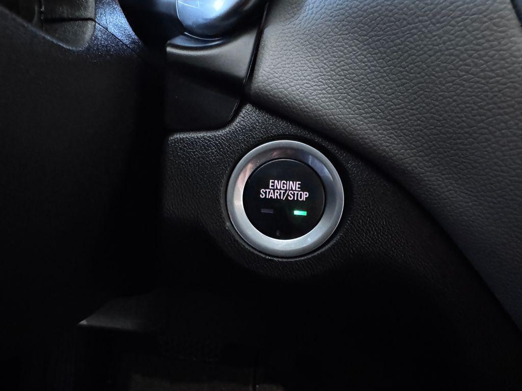 used 2022 Chevrolet Equinox car, priced at $22,987