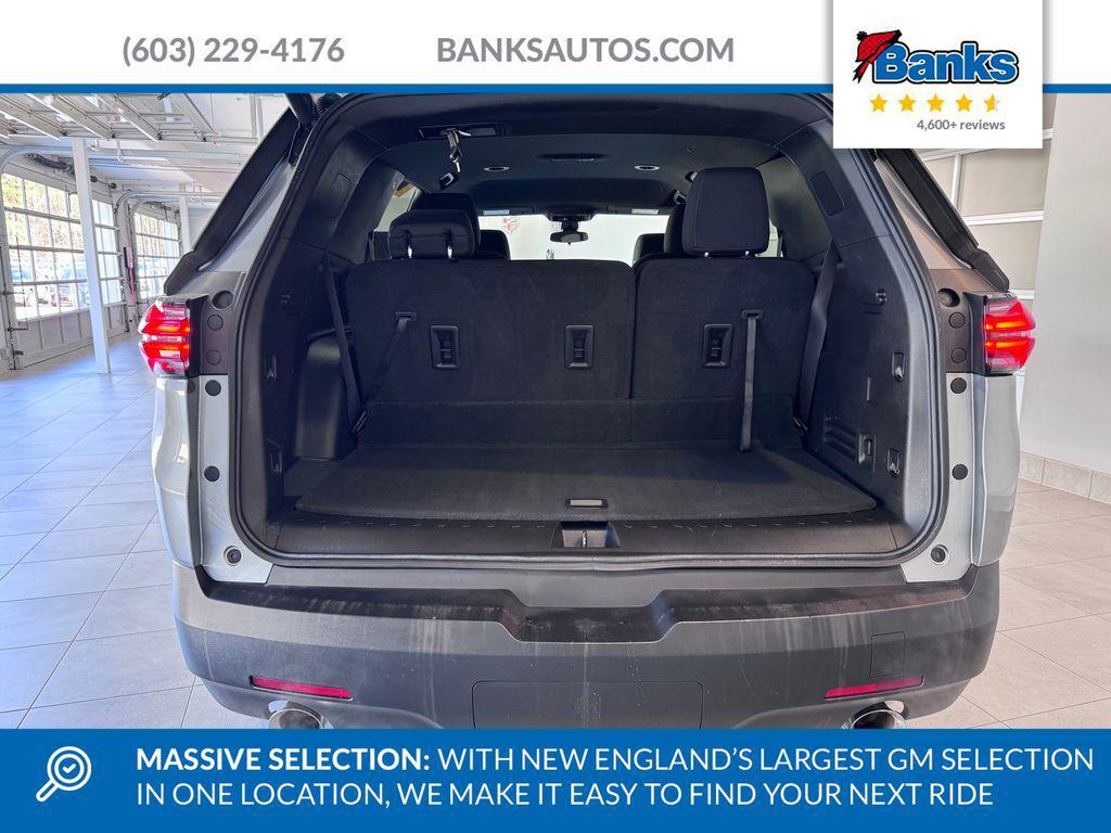 used 2023 Chevrolet Traverse car, priced at $30,987