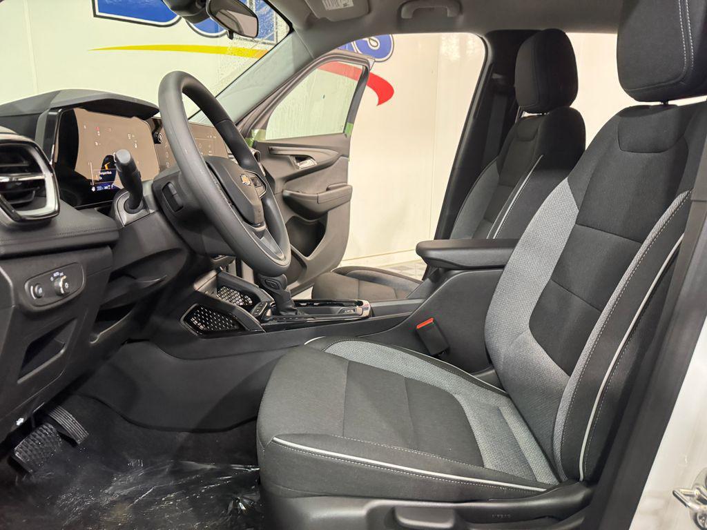 new 2026 Chevrolet TrailBlazer car, priced at $27,017