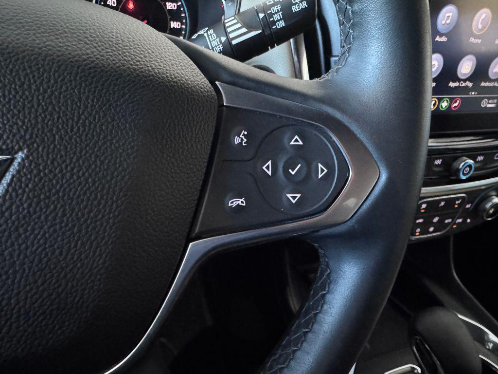 used 2023 Chevrolet Traverse car, priced at $32,987