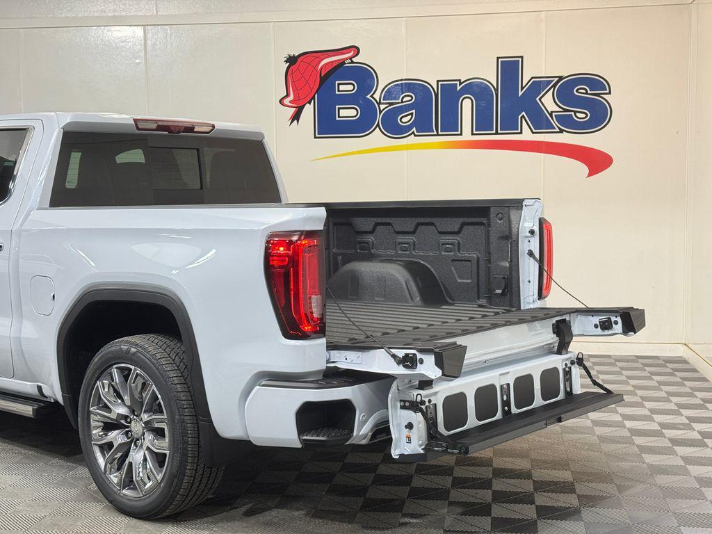 new 2026 GMC Sierra 1500 car, priced at $73,045