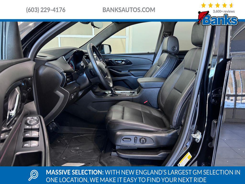 used 2023 Chevrolet Traverse car, priced at $37,487