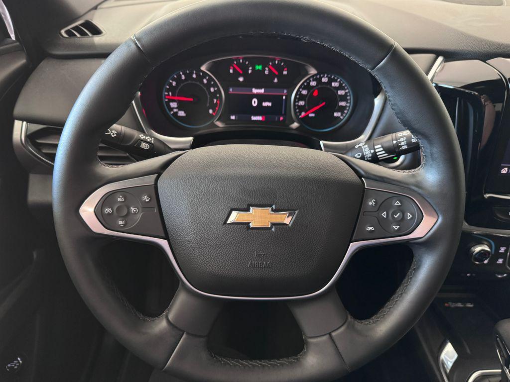 used 2023 Chevrolet Traverse car, priced at $28,987