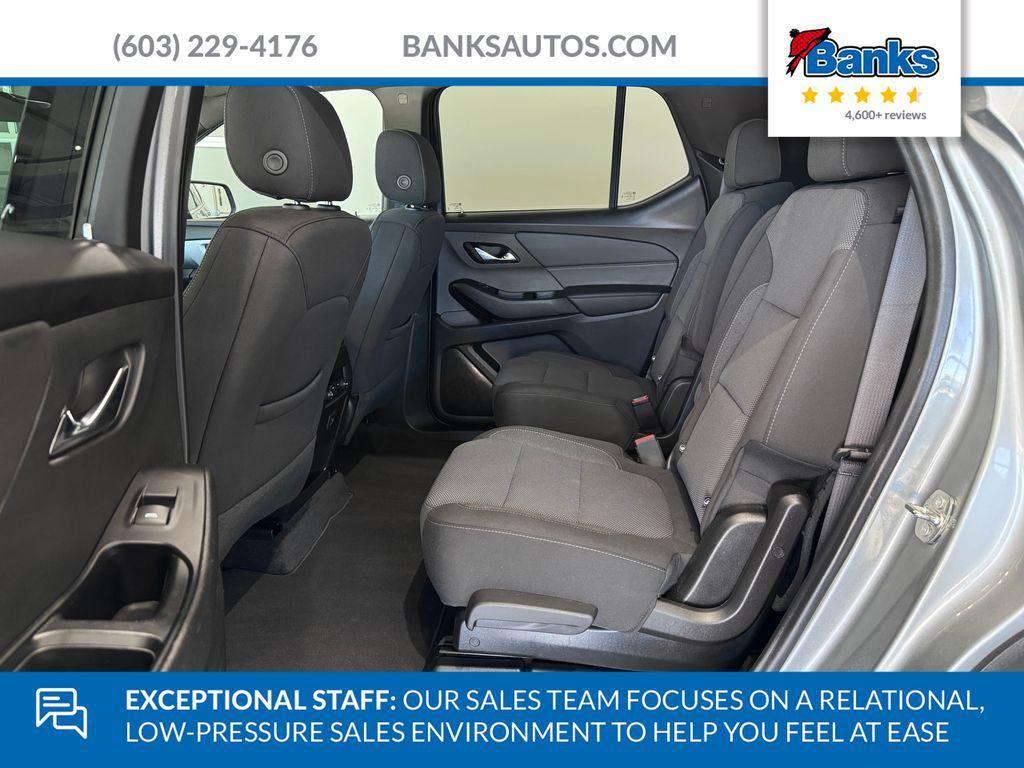 used 2023 Chevrolet Traverse car, priced at $28,987