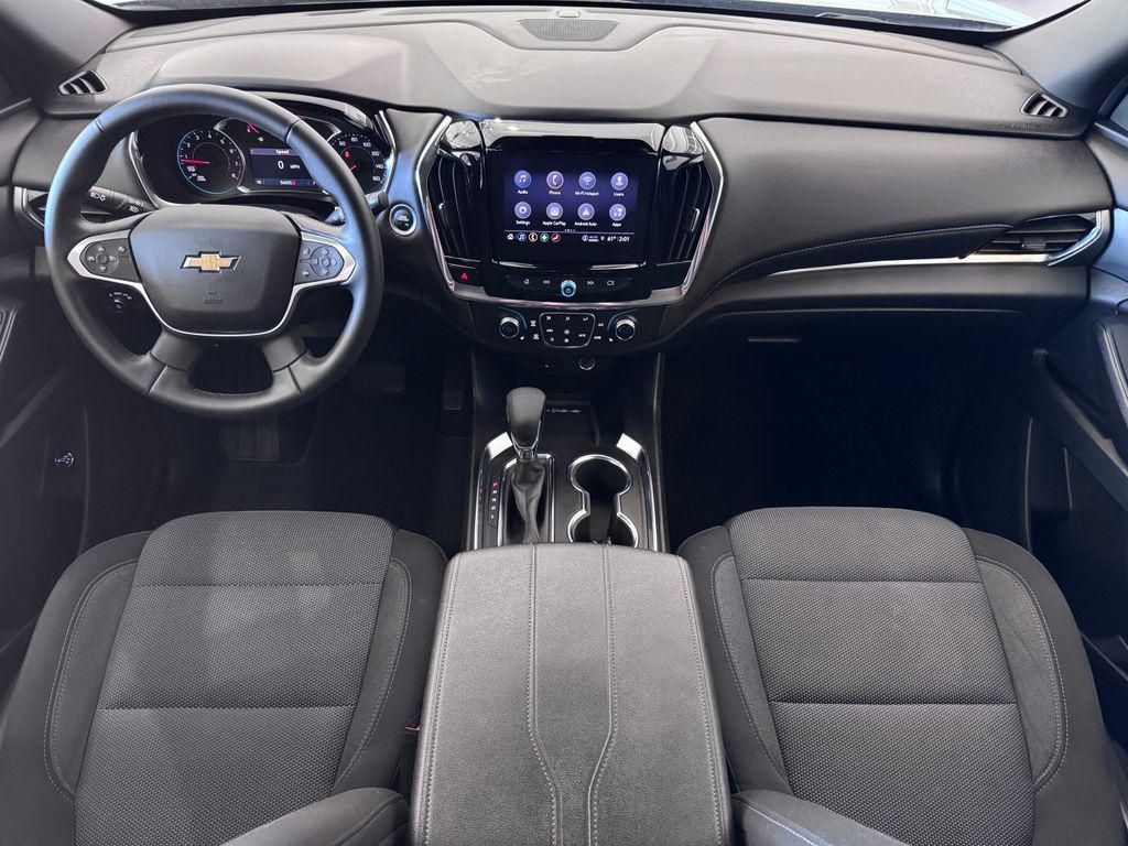 used 2023 Chevrolet Traverse car, priced at $28,987