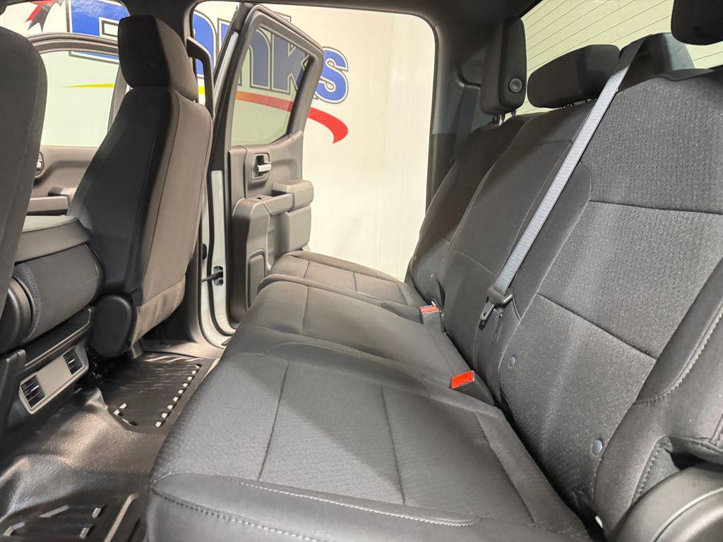 new 2026 GMC Sierra 1500 car, priced at $43,325