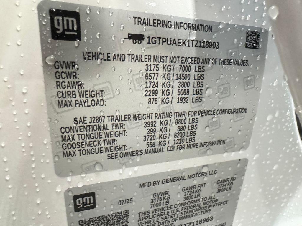 new 2026 GMC Sierra 1500 car, priced at $43,325