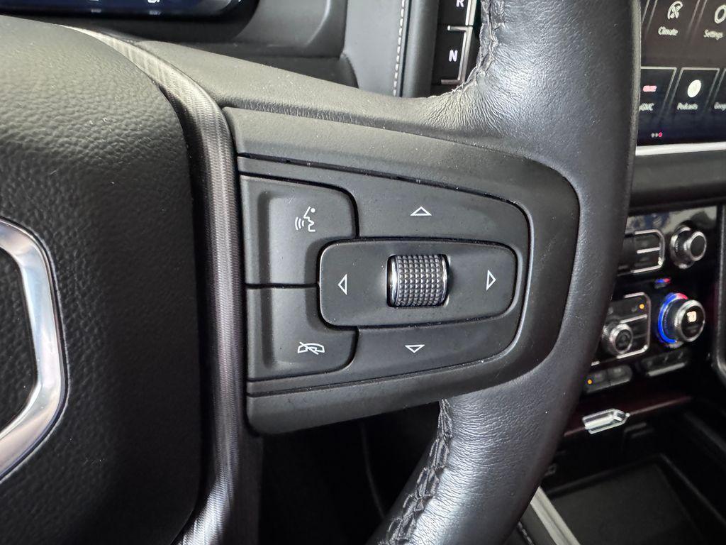 used 2023 GMC Yukon car, priced at $69,487
