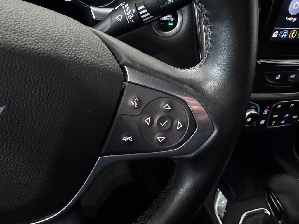 used 2023 Chevrolet Traverse car, priced at $31,987