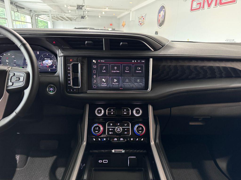 2024 Sterling Metallic GMC Yukon